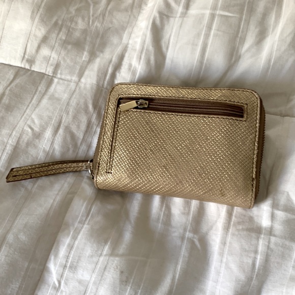 Fossil Gold Zip Bifold Wallet - Picture 2 of 13